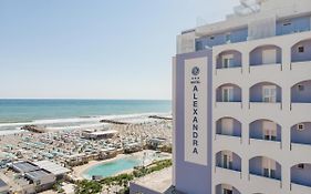 Alexandra BB&Brunch - Beach Front - Healthy XXL Breakfast&Brunch until 12 30 - parking included